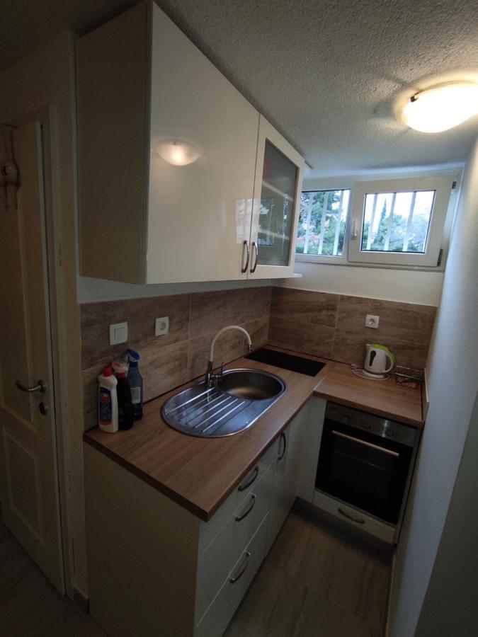 Bellus Apartment-Completely Renovated Split Exterior photo